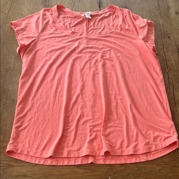 Athleta short sleeve T-shirt, size, extra large peach color, pink - Picture 1 of 4